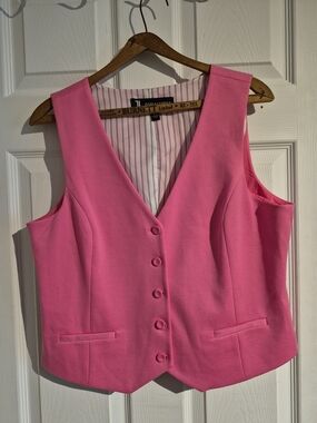 Jules & Leopold Hot Pink V-Neck Sleeveless Vest